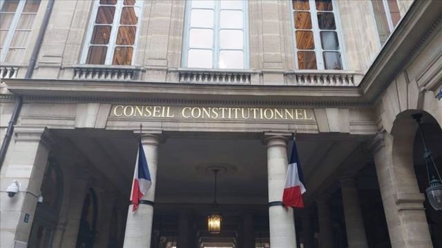 Aide juridictionnelle à tous les clandestins, décision surréaliste du Conseil constitutionnel, un véritable attentat démocratique