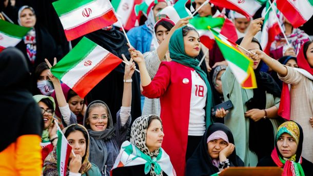 L’Iran continue de réprimer les femmes et les filles, selon la mission d’enquête de l’ONU